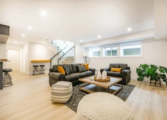 shutterstock_2275997555